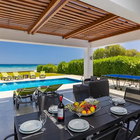 Metis Villa